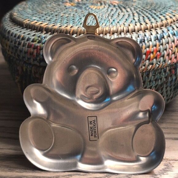 Copper Baby Bear Hanging Mold Made in Portugal - Picture 3 of 7